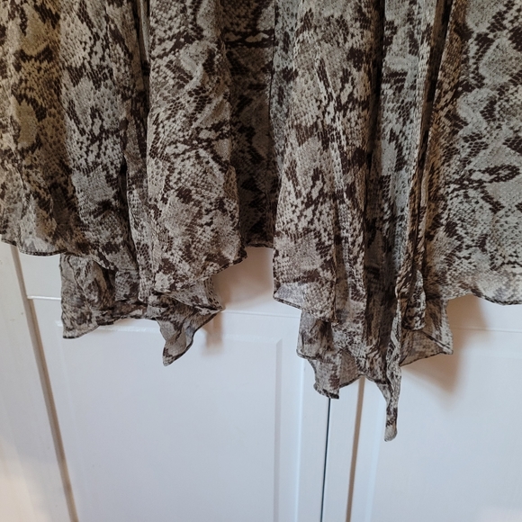 MICHAEL BY MICHAEL KORS Silk and Polyester Printed Layered Skirt, Size M - Picture 6 of 8